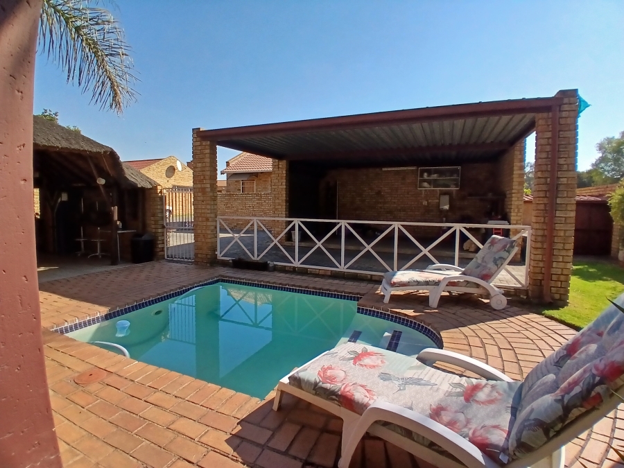 2 Bedroom Property for Sale in Union Gauteng