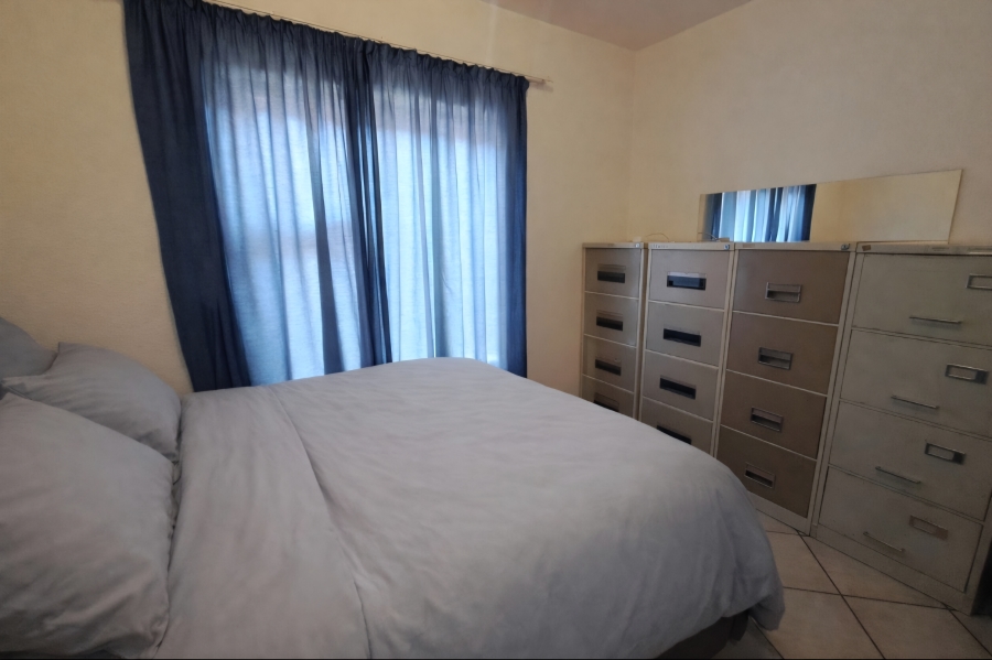 2 Bedroom Property for Sale in Albertsdal Gauteng