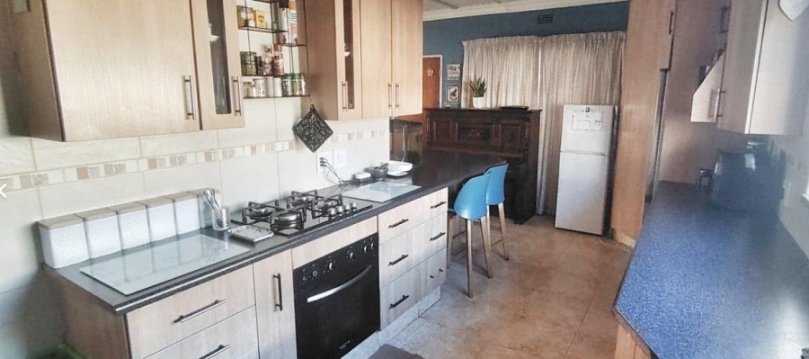 3 Bedroom Property for Sale in Woodmere Gauteng