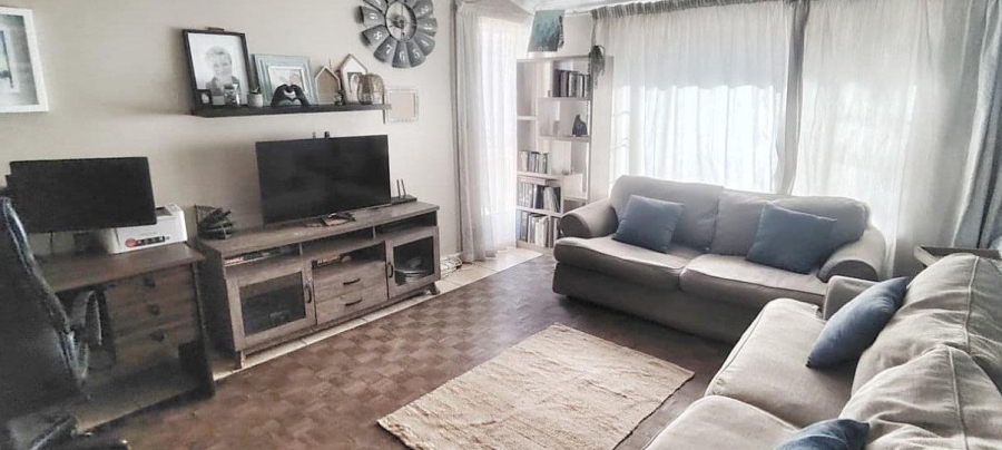 3 Bedroom Property for Sale in Woodmere Gauteng