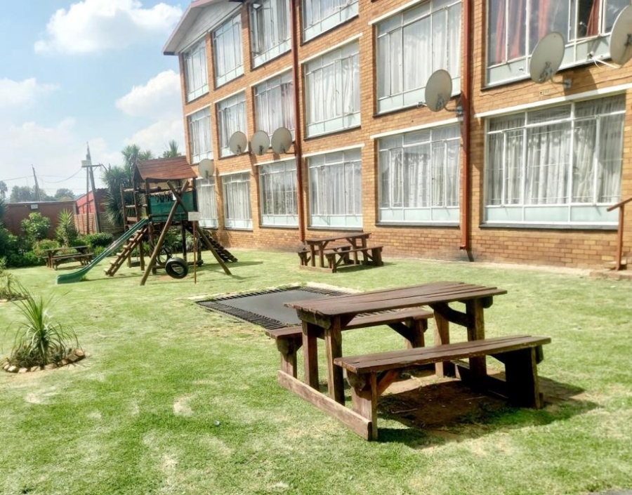 2 Bedroom Property for Sale in Elsburg Gauteng