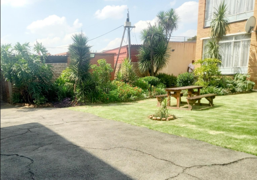 2 Bedroom Property for Sale in Elsburg Gauteng