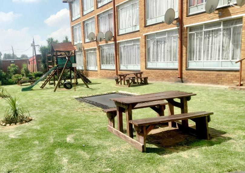 2 Bedroom Property for Sale in Elsburg Gauteng