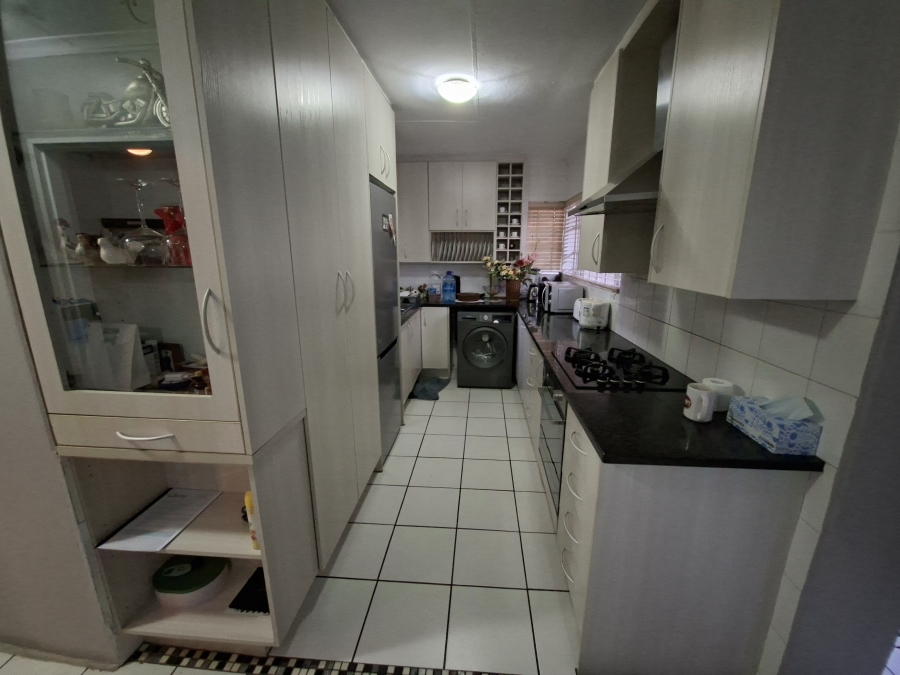 3 Bedroom Property for Sale in Eden Glen Gauteng