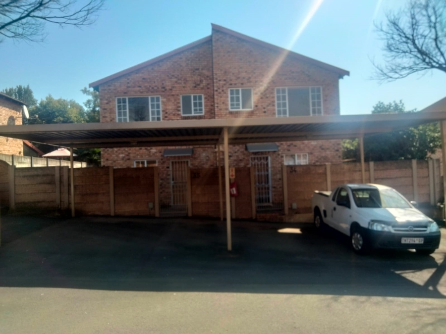 2 Bedroom Property for Sale in Sonneglans Gauteng