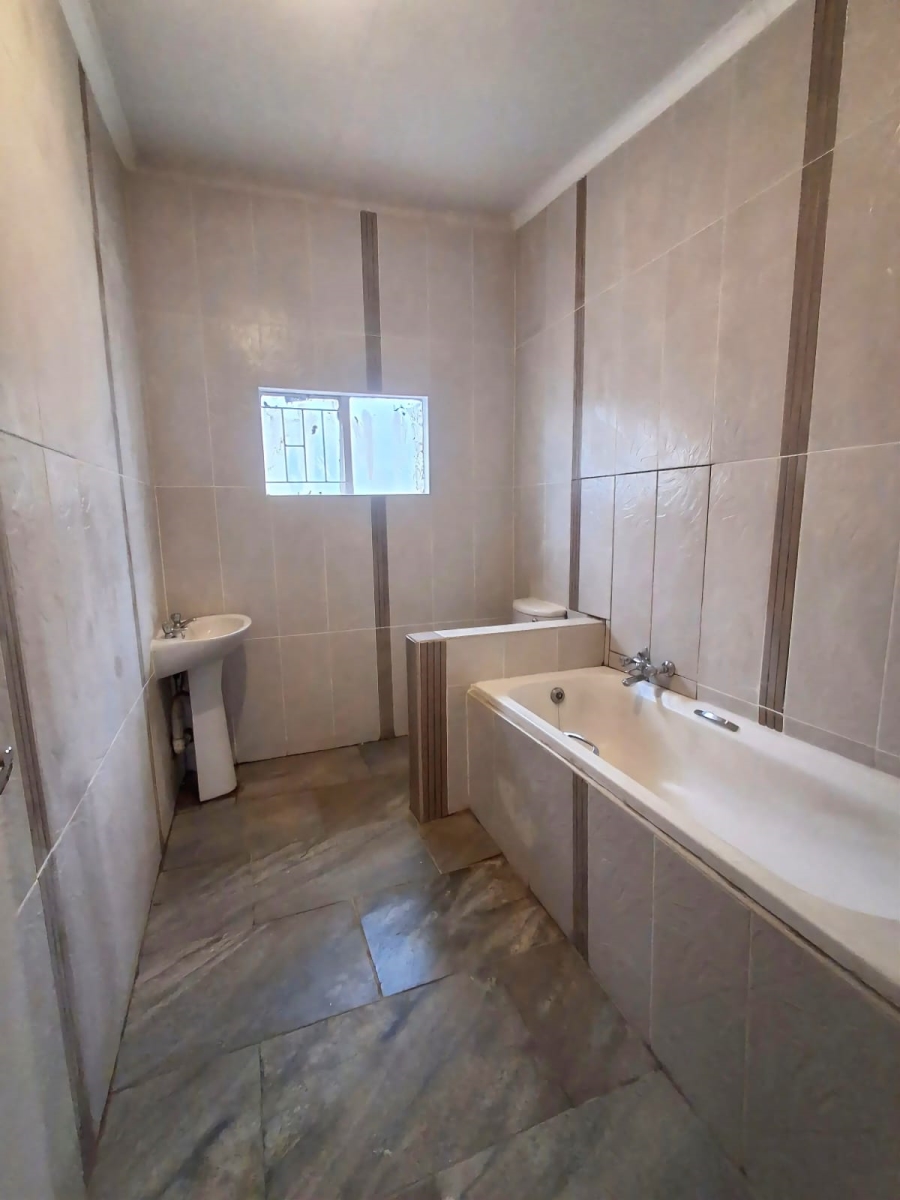 3 Bedroom Property for Sale in Three Rivers Gauteng