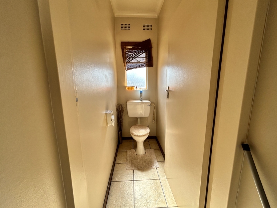 3 Bedroom Property for Sale in Isandovale Gauteng