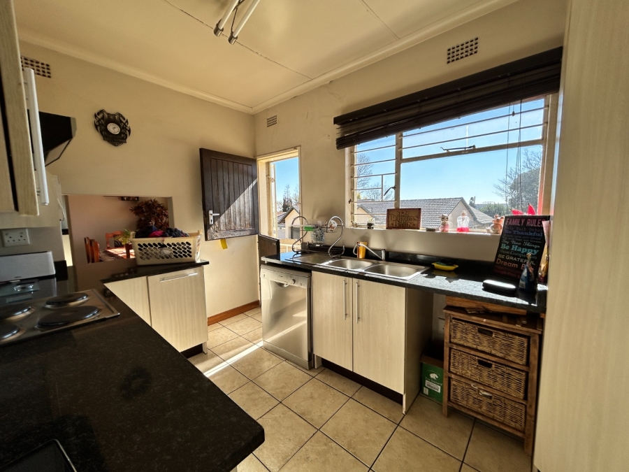 3 Bedroom Property for Sale in Isandovale Gauteng