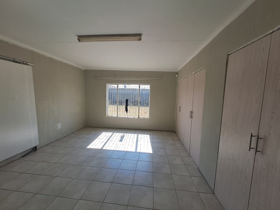 4 Bedroom Property for Sale in Waldrift Gauteng