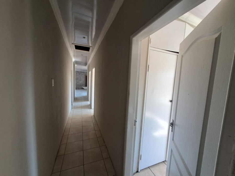 4 Bedroom Property for Sale in Waldrift Gauteng