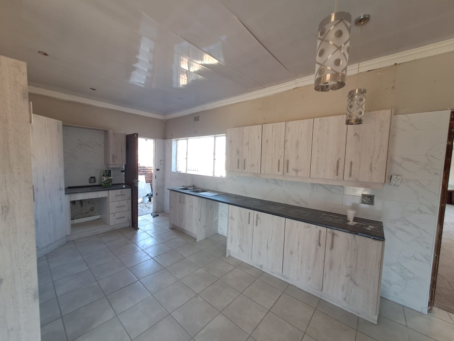 4 Bedroom Property for Sale in Waldrift Gauteng