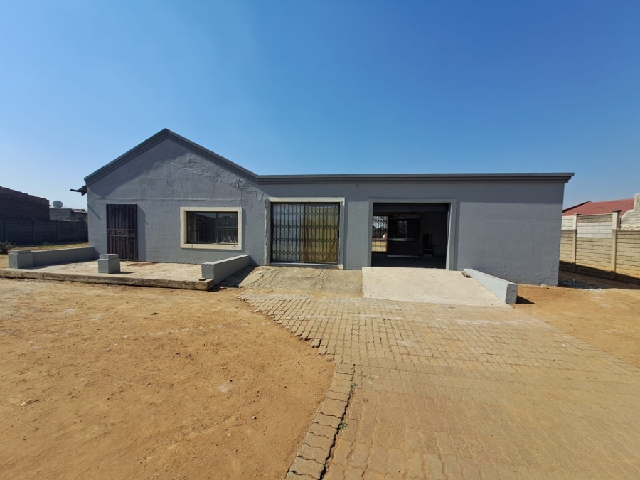 4 Bedroom Property for Sale in Waldrift Gauteng