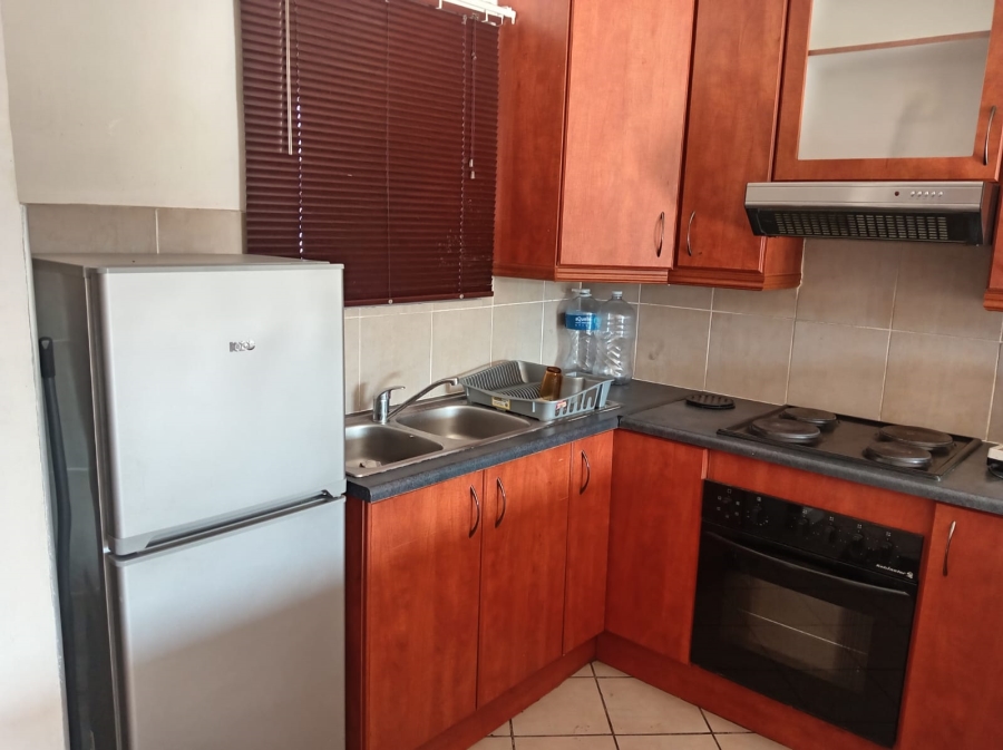 2 Bedroom Property for Sale in Vanderbijlpark SE 10 Gauteng