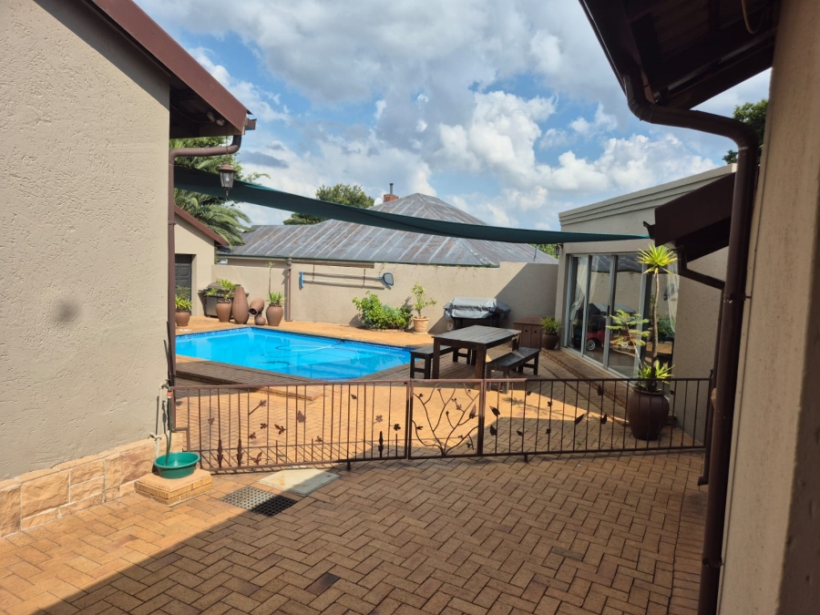 3 Bedroom Property for Sale in Primrose Hill Gauteng