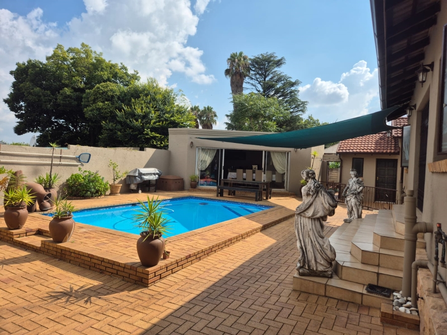 3 Bedroom Property for Sale in Primrose Hill Gauteng