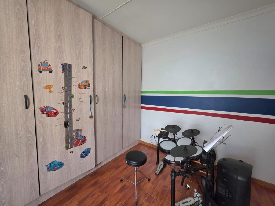 4 Bedroom Property for Sale in Vaalview Gauteng