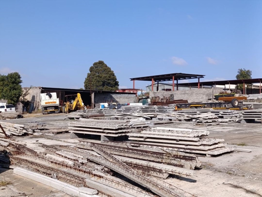 Commercial Property for Sale in Bredell Gauteng