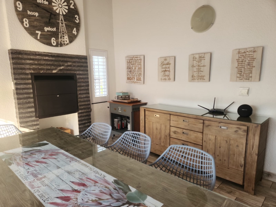4 Bedroom Property for Sale in Van Riebeeck Park Gauteng