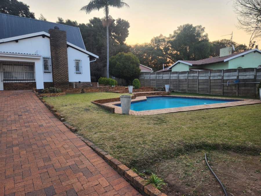 4 Bedroom Property for Sale in Van Riebeeck Park Gauteng