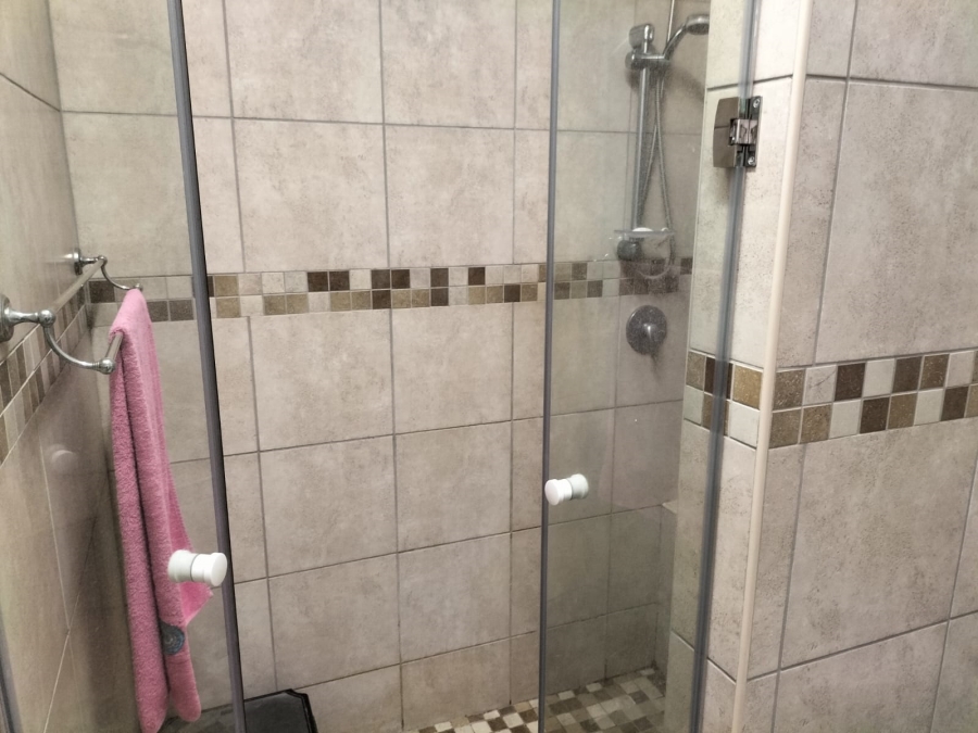 1 Bedroom Property for Sale in Pomona Gauteng