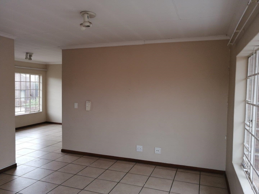 To Let 2 Bedroom Property for Rent in The Reeds Gauteng