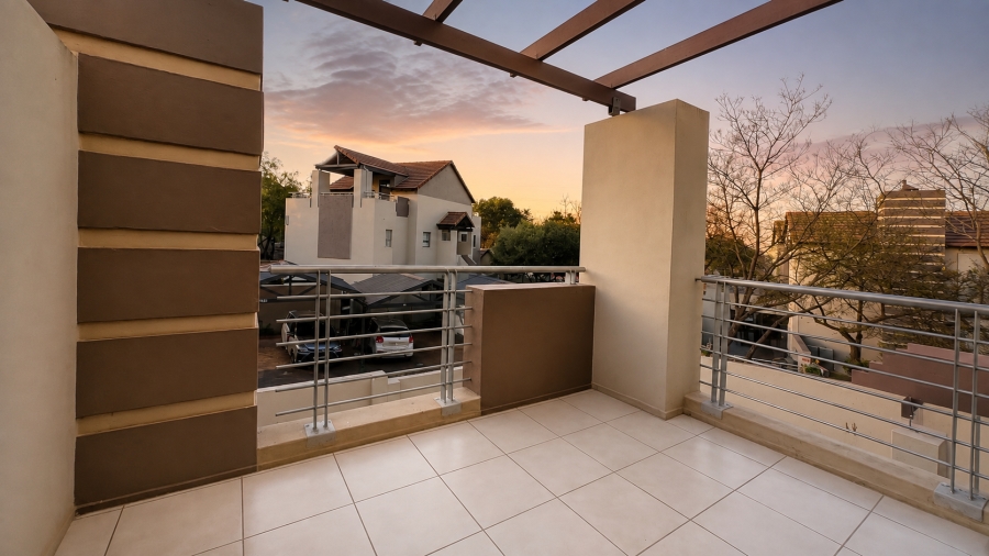 To Let 2 Bedroom Property for Rent in Lonehill Gauteng