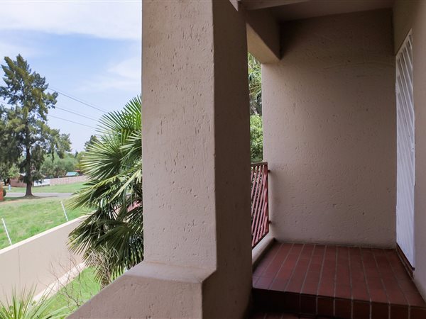 To Let 3 Bedroom Property for Rent in Brackendowns Gauteng