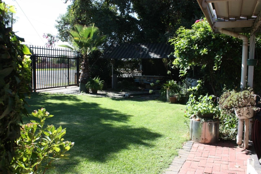 4 Bedroom Property for Sale in Homelake Gauteng
