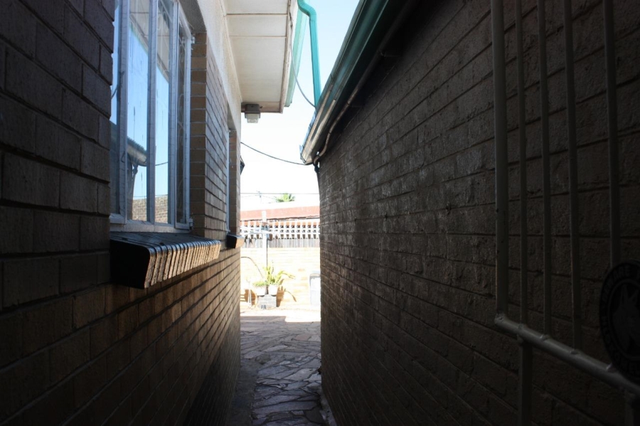 4 Bedroom Property for Sale in Homelake Gauteng
