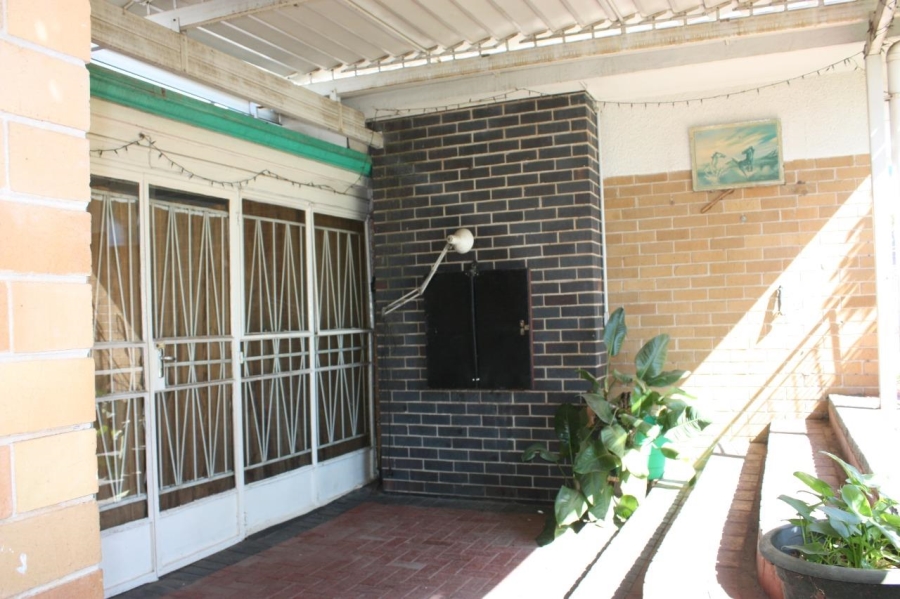 4 Bedroom Property for Sale in Homelake Gauteng