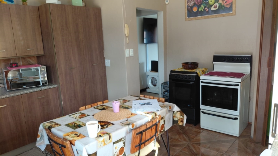 3 Bedroom Property for Sale in Homelake Gauteng