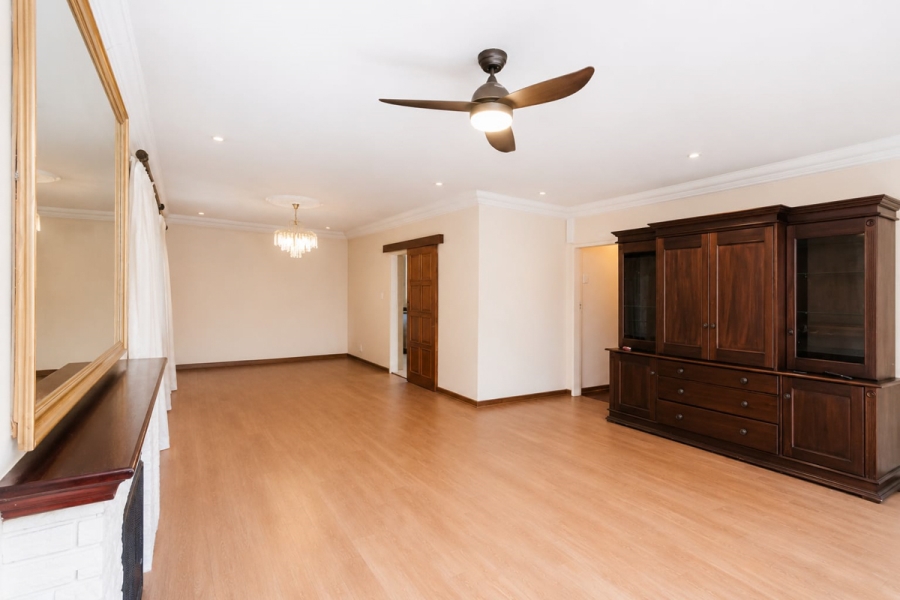4 Bedroom Property for Sale in Kensington B Gauteng