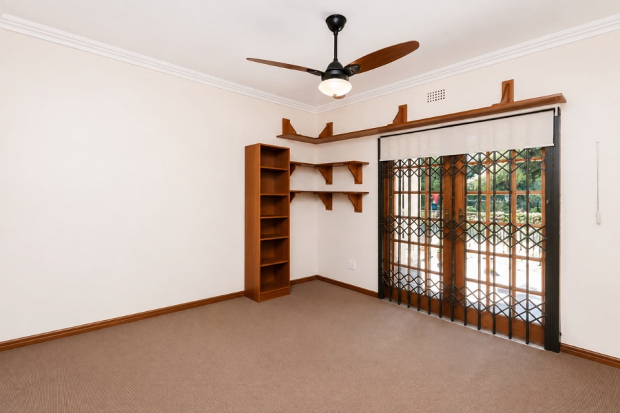 4 Bedroom Property for Sale in Kensington B Gauteng