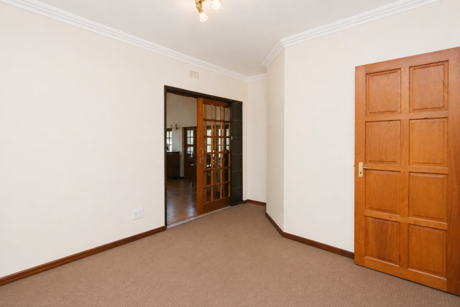 4 Bedroom Property for Sale in Kensington B Gauteng