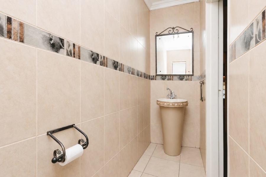 4 Bedroom Property for Sale in Kensington B Gauteng