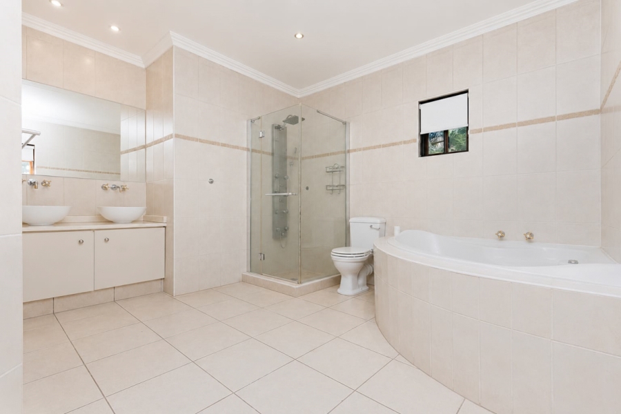 4 Bedroom Property for Sale in Kensington B Gauteng