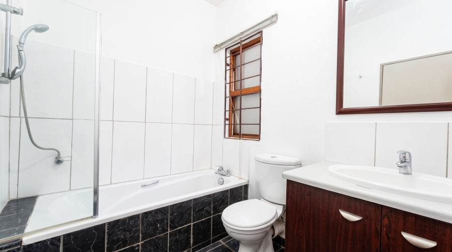 2 Bedroom Property for Sale in Carlswald Gauteng