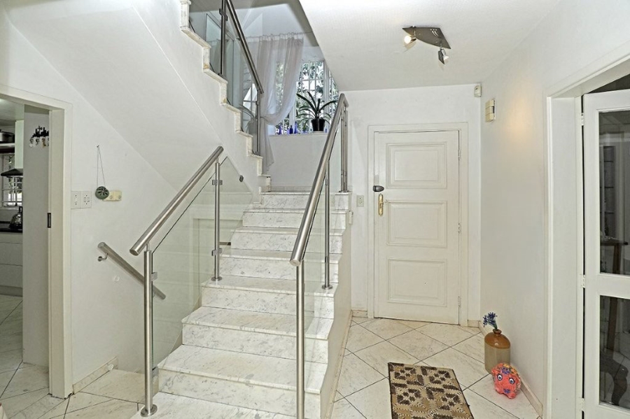 3 Bedroom Property for Sale in Northcliff Gauteng
