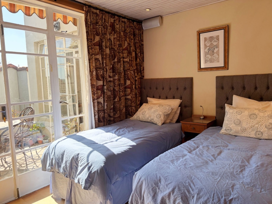 To Let 3 Bedroom Property for Rent in Oaklands Gauteng