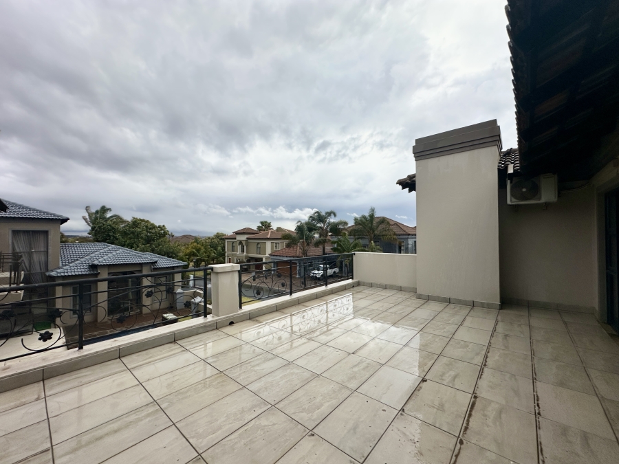 To Let 5 Bedroom Property for Rent in Blue Valley Golf Estate Gauteng