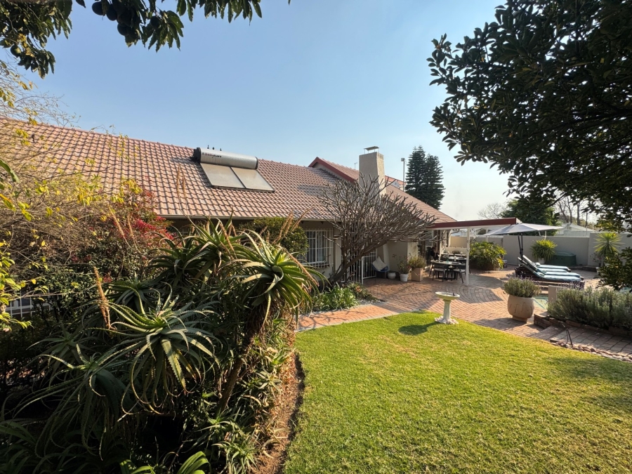 To Let 4 Bedroom Property for Rent in Parkmore Gauteng