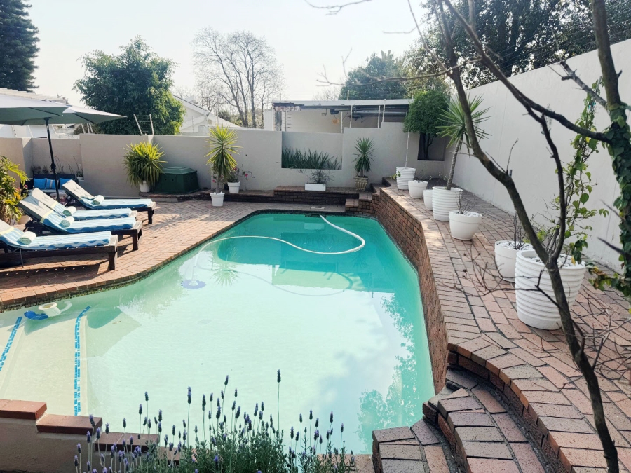 To Let 4 Bedroom Property for Rent in Parkmore Gauteng