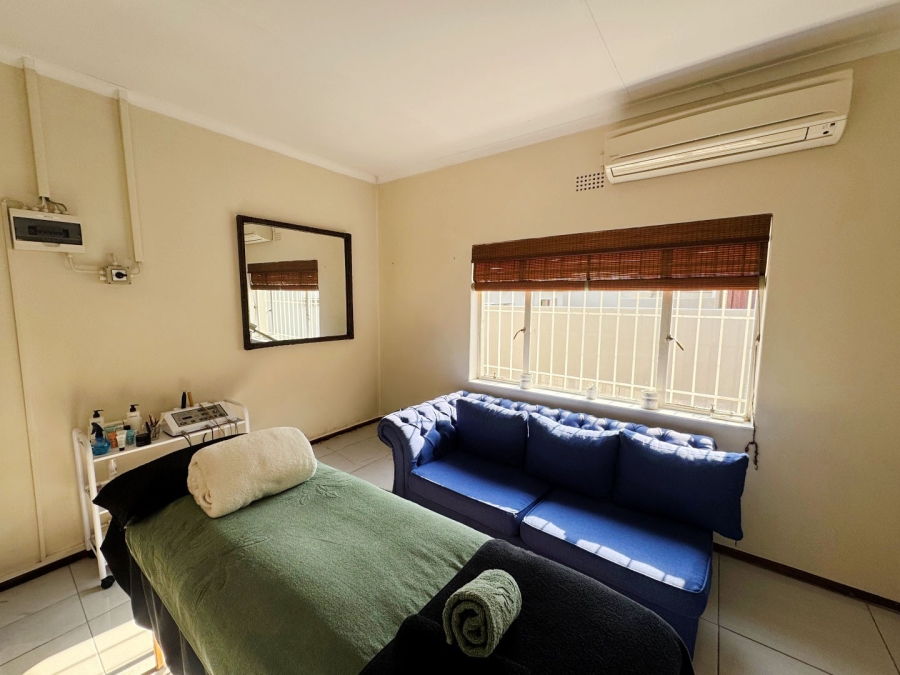 To Let 4 Bedroom Property for Rent in Parkmore Gauteng