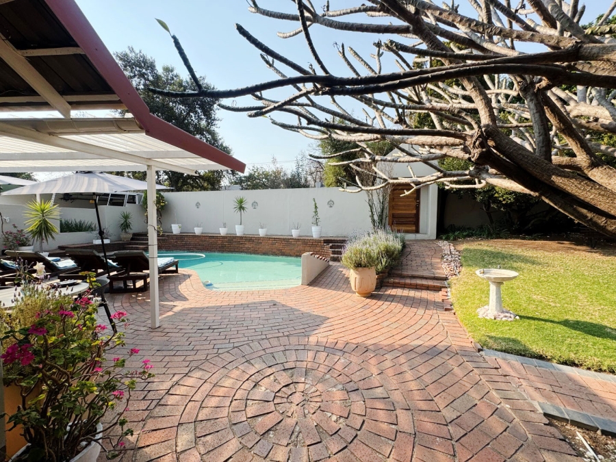 To Let 4 Bedroom Property for Rent in Parkmore Gauteng