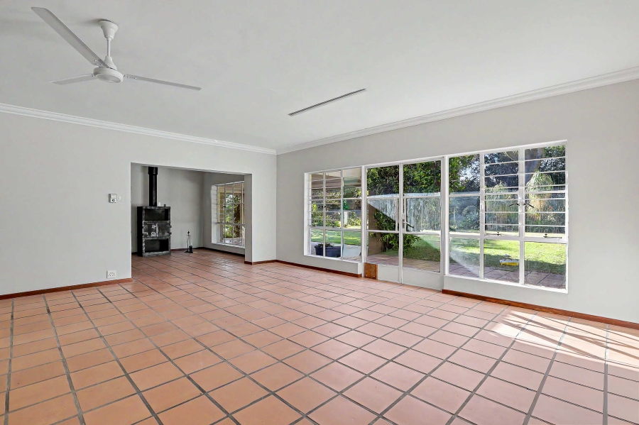 To Let 5 Bedroom Property for Rent in Bryanston Gauteng