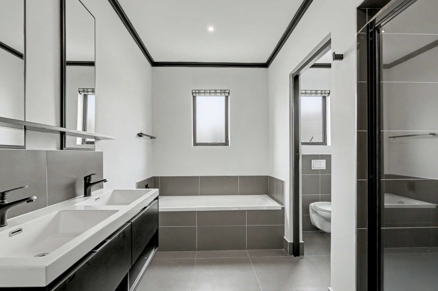 3 Bedroom Property for Sale in Sandown Gauteng