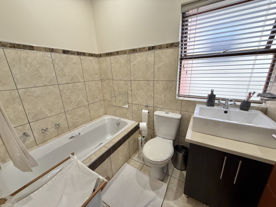 3 Bedroom Property for Sale in Pretorius Park Gauteng