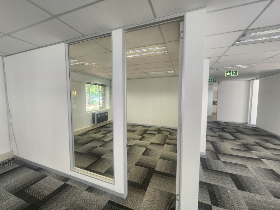 To Let Commercial Property for Rent in Wierda Valley Gauteng