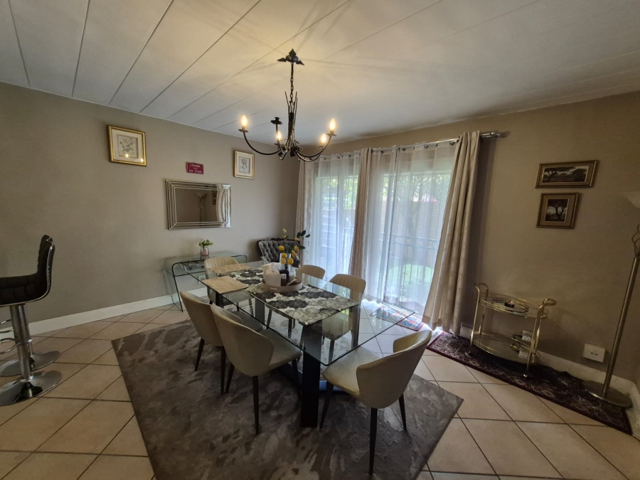 To Let 3 Bedroom Property for Rent in Faerie Glen Gauteng