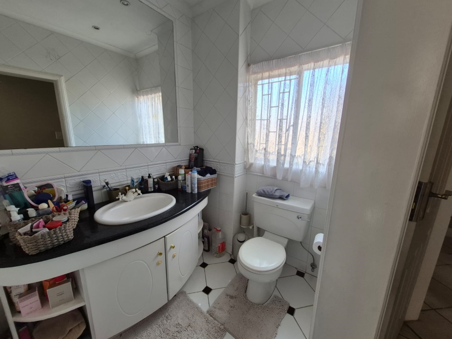 To Let 3 Bedroom Property for Rent in Faerie Glen Gauteng
